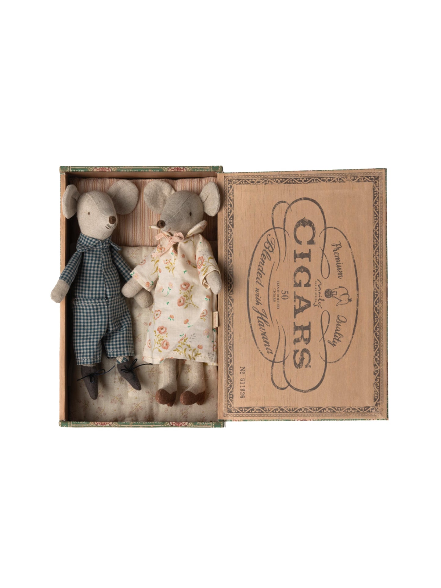 Maileg Grandpa and Grandma Mice in Cigarbox