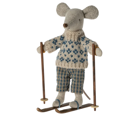 Winter Mouse with Ski Set